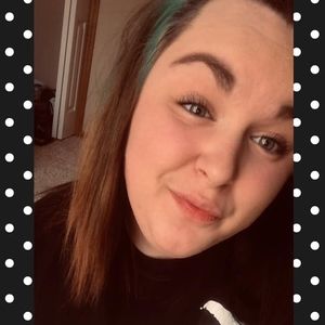 Meet your Posher, Briana